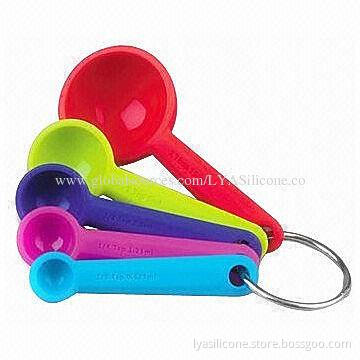 BPA-free silicone baby's soft safe measuring spoon, helps baby to eat solid food, OEM welcomed